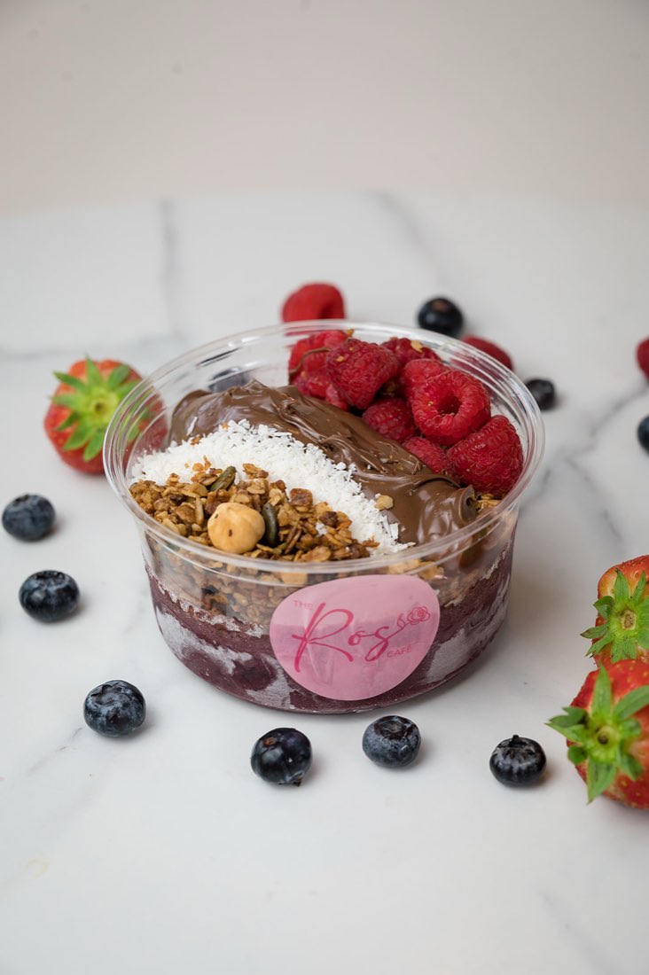 Açaí bowl with granola, coconut and fresh raspberries at The Rós Café, Co. Clare