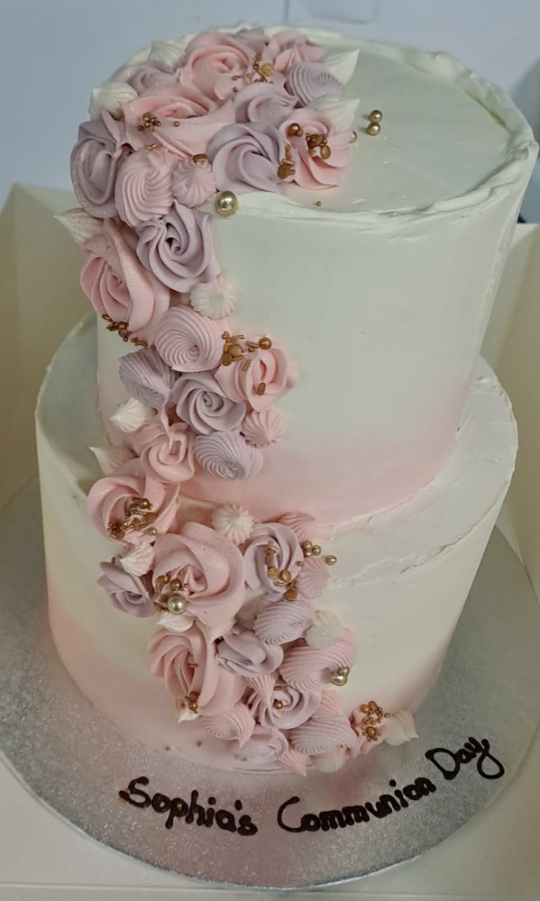Wedding cake by The Rós Café, occasion cakes in Co. Clare