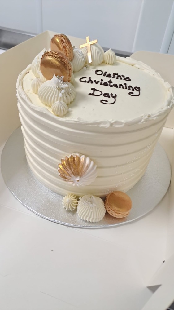 Christening cake with gold cross by The Rós Café, Newmarket on Fergus