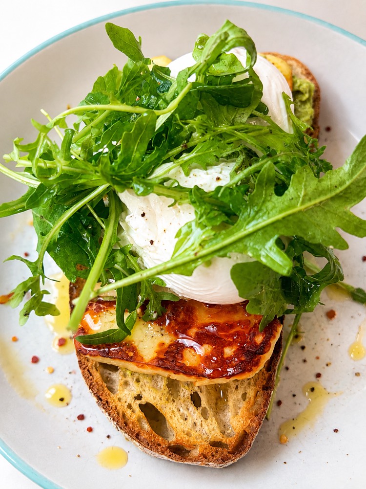 Halloumi and poached egg on sourdough at The Rós Café, Newmarket on Fergus